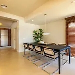 Vila Primavera Renovated Seaview In