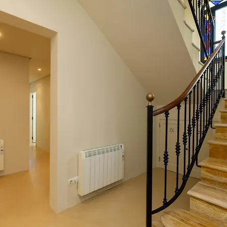 Primavera Renovated Seaview In 马翁