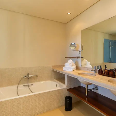 别墅 Primavera Renovated Seaview In