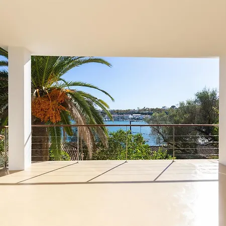 Primavera Renovated Seaview In 别墅 *