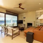 Primavera Renovated Seaview In *