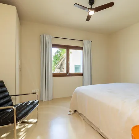 Villa Primavera Renovated Seaview In