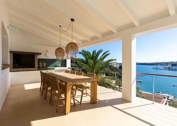 Primavera Renovated Seaview In Villa *
