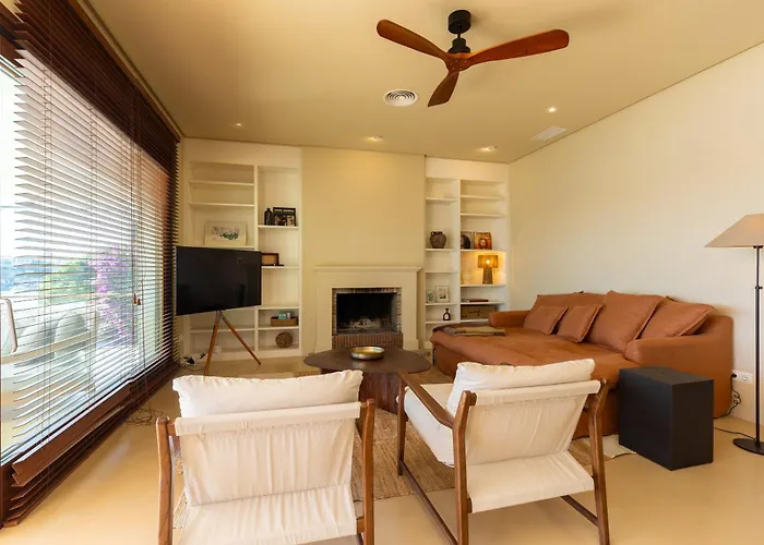 Primavera Renovated Seaview In *