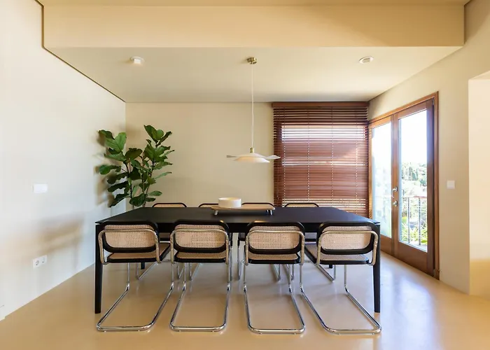 Primavera Renovated Seaview In Villa Mahón