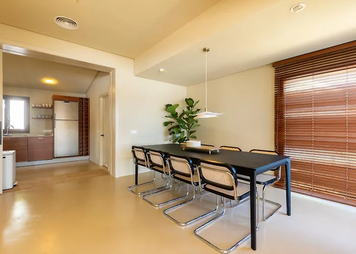 Villa Primavera Renovated Seaview In