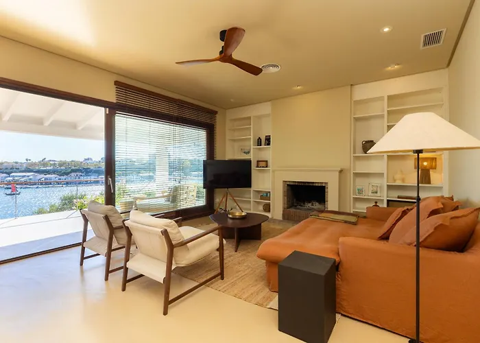 Primavera Renovated Seaview In *