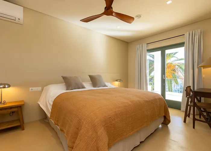 Villa Primavera Renovated Seaview In Mahón